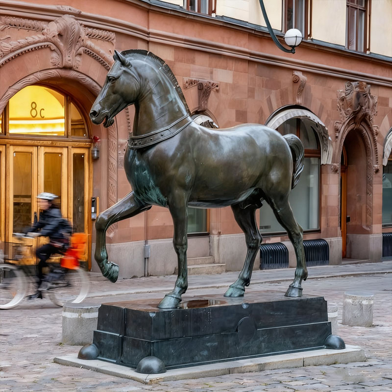Donatello Bronze David: Tarih, Teknik ve Modern Alıcıların Öğrendikleri